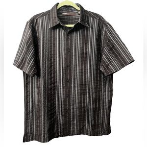 Perry Ellis  button down short sleeve striped shirt SIZE L